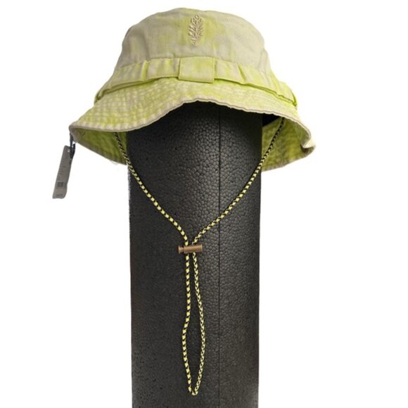 NWT free people movement Happy Trails Bucket Hat in Washed Lime - One Size